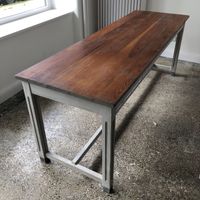 Tisch auf Ma&szlig;, altes Holz als Tischplatte